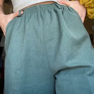 Alfred Dunner Classics petite line- slim fit ankle slacks (Size 12) Teal Color